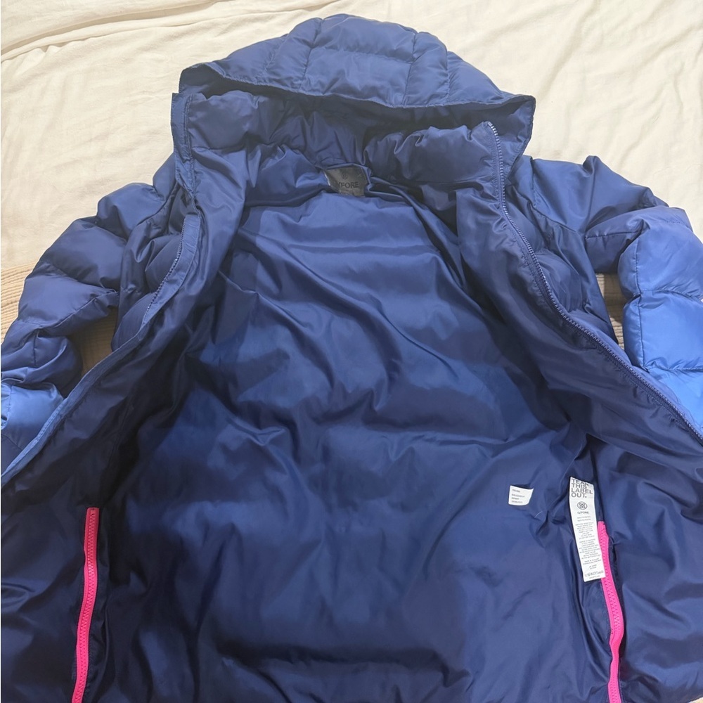 G/FORE Women's Blue Puffer Coat - Picture 7 of 8